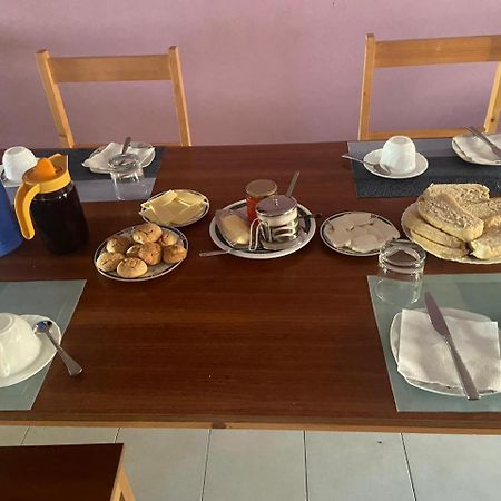 Casa Ze & Sonia Bed & Breakfast Portela Luaran gambar