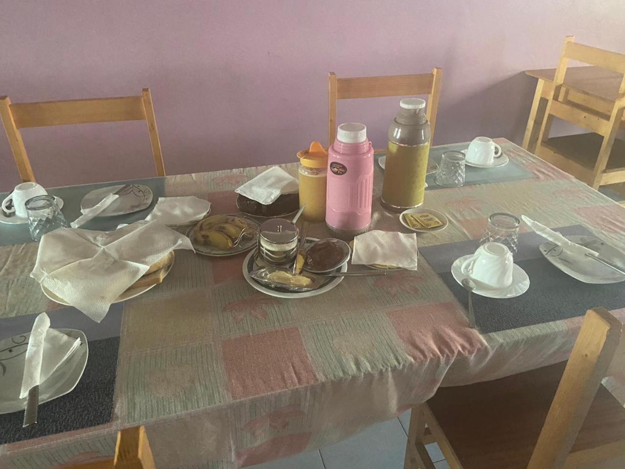 Casa Ze & Sonia Bed & Breakfast Portela Luaran gambar