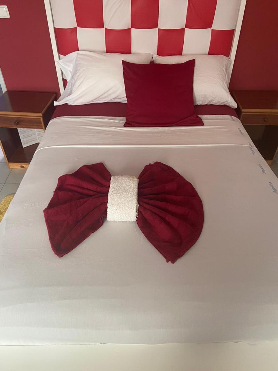 Casa Ze & Sonia Bed & Breakfast Portela Luaran gambar